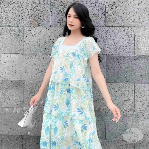 Đầm hoa cổ vuông kiểu tầng xinh xắn 