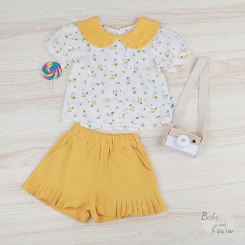 Bộ bé gái hình hoa cổ sen màu vàng